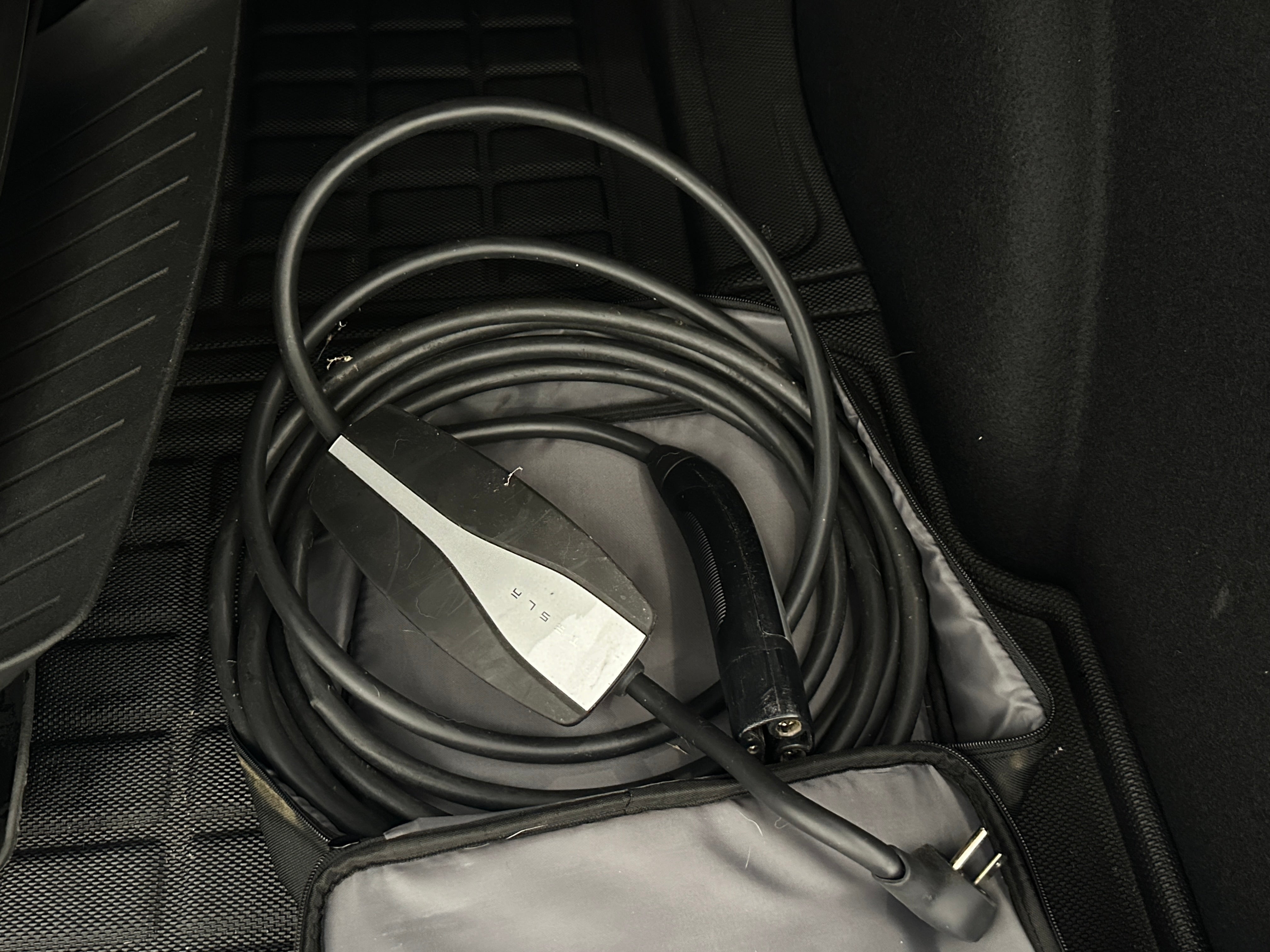 tesla model 3 2023 5YJ3E1EA7PF585497 image tesla model 3 2023 5YJ3E1EA7PF585497 image